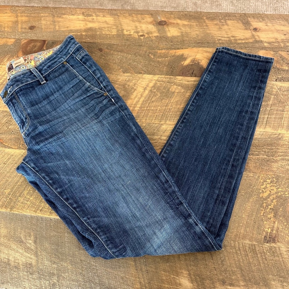 Paige Denim Debonair Slim fit Tapered leg Medium‎ Wash Women Size 30 stretch